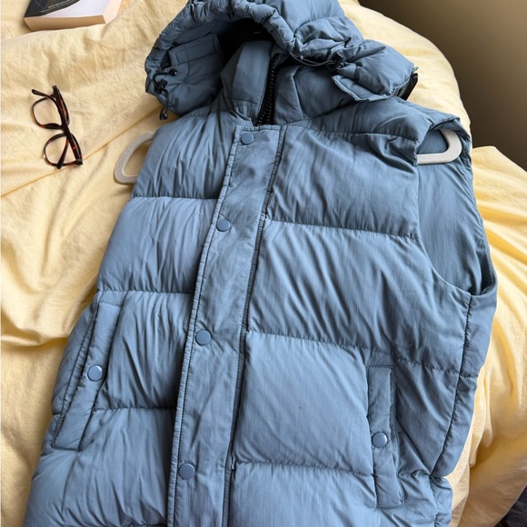 Aritzia Jackets & Blazers - aritzia tna super puff vest